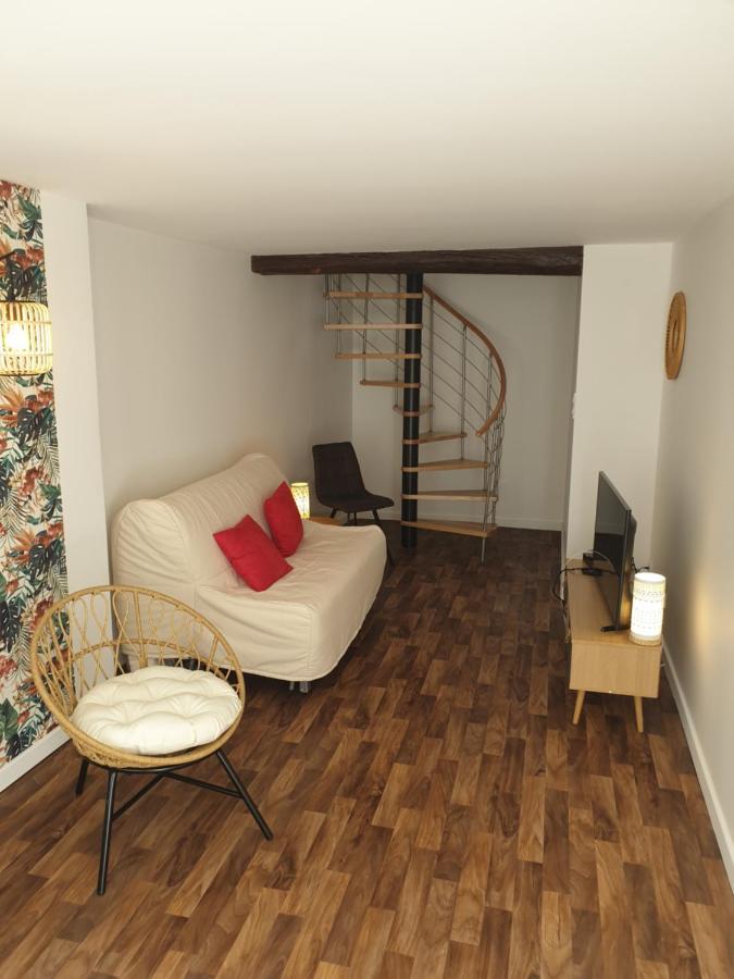 Un Petit Coin De Cathedrale Apartment Beauvais Luaran gambar